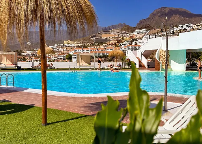 Astra * Costa Adeje (Tenerife)